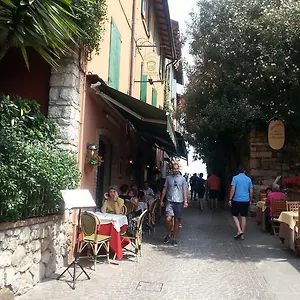 Corneliani Apartmán